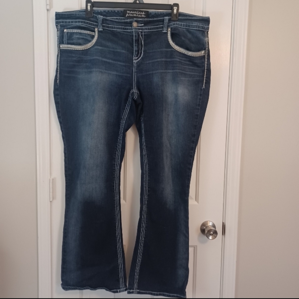 Maurices Premuim Mid Rise Boot Cut Denim Jeans Sz 24 R